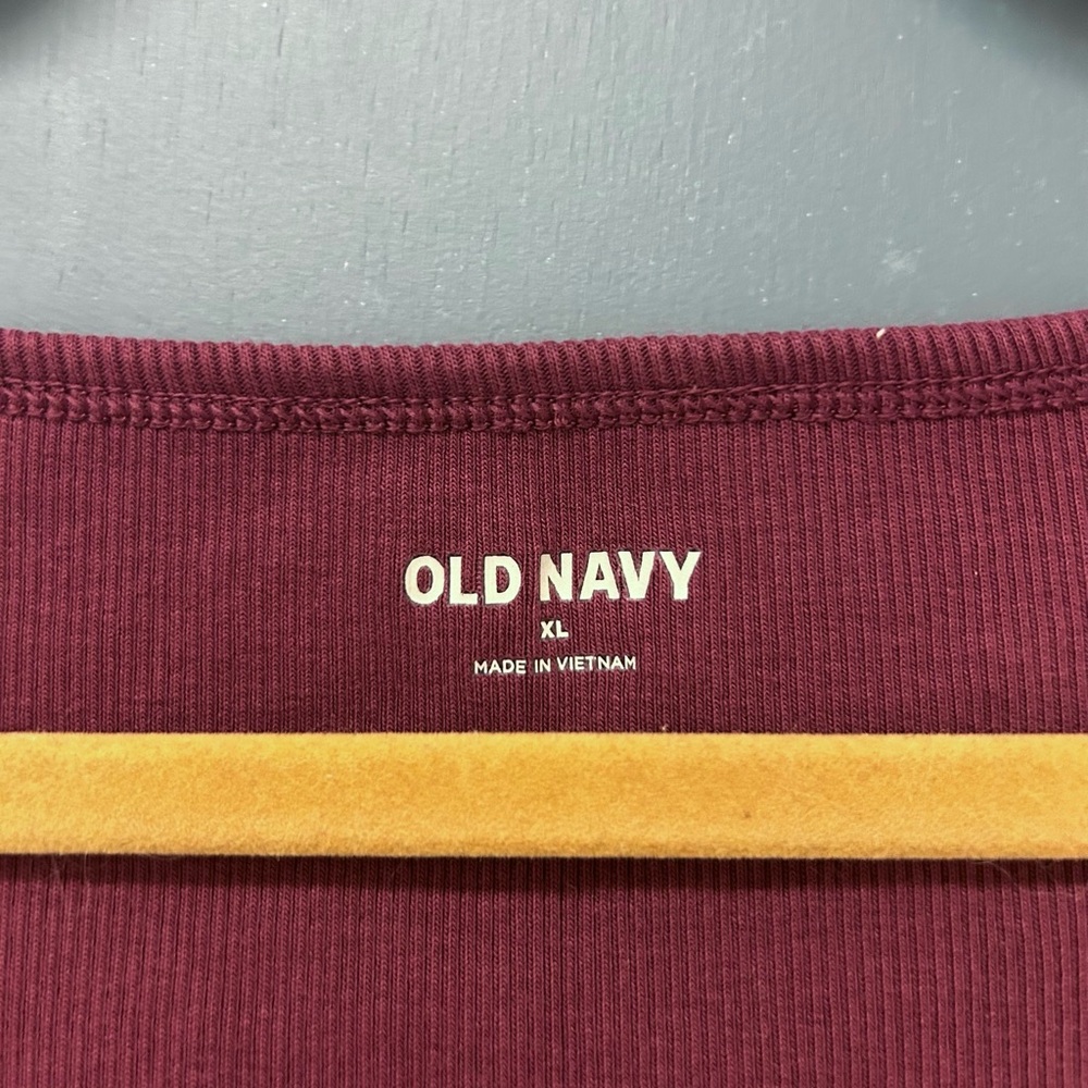 Old Navy Raspberry Tee XL - Picture 3 of 3